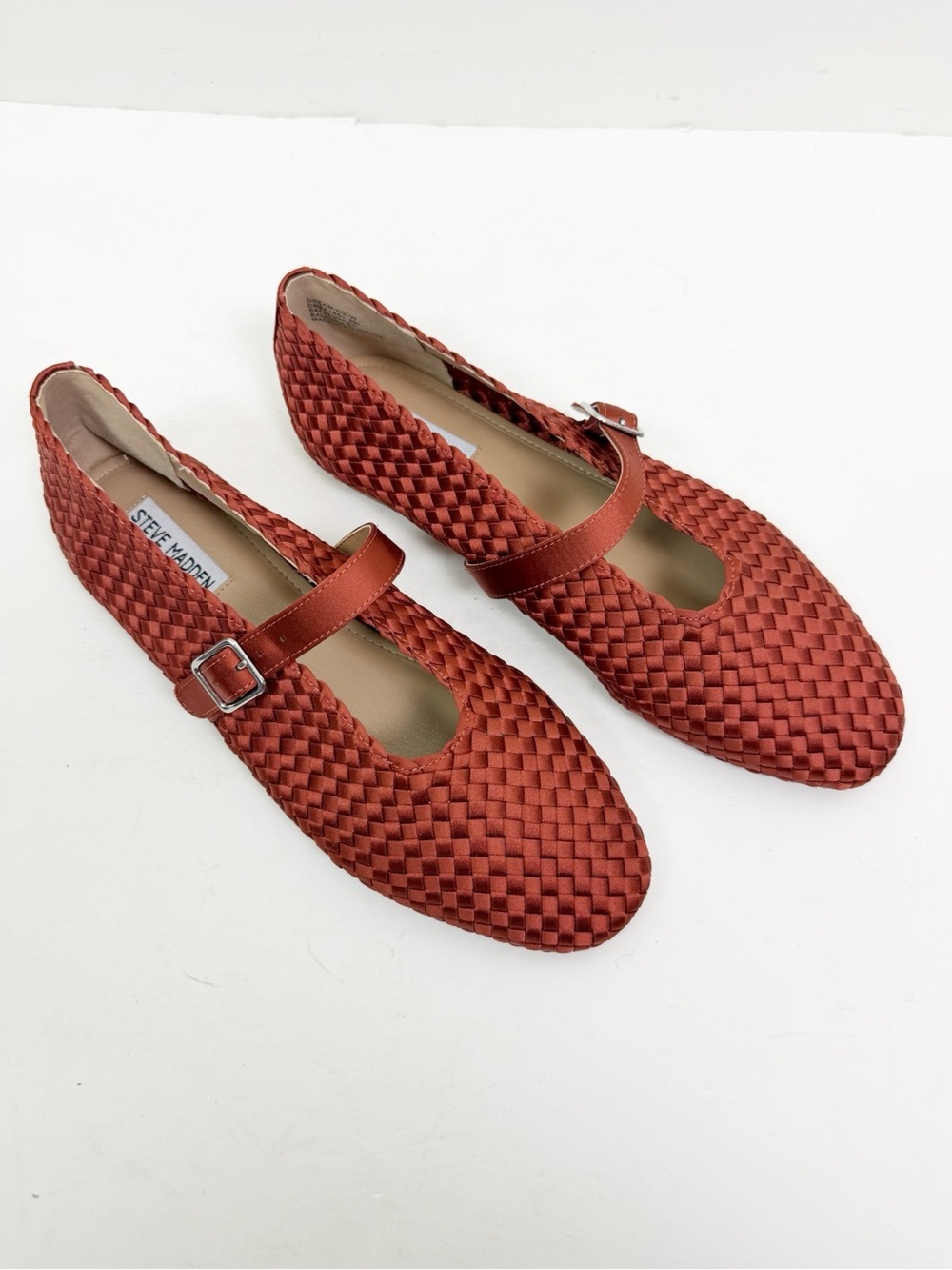 NEW Steve Madden Dreaming Mary Jane Ballet Flat In Warm Rust Satin Size 9